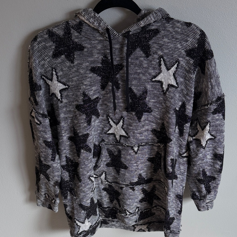 Splendid Charcoal and Ivory Star Hoodie Size L